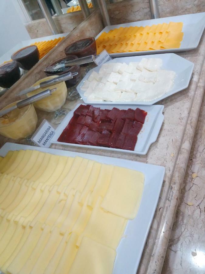 Hotel Pousada Familia De Nazare Cachoeira Paulista Zewnętrze zdjęcie